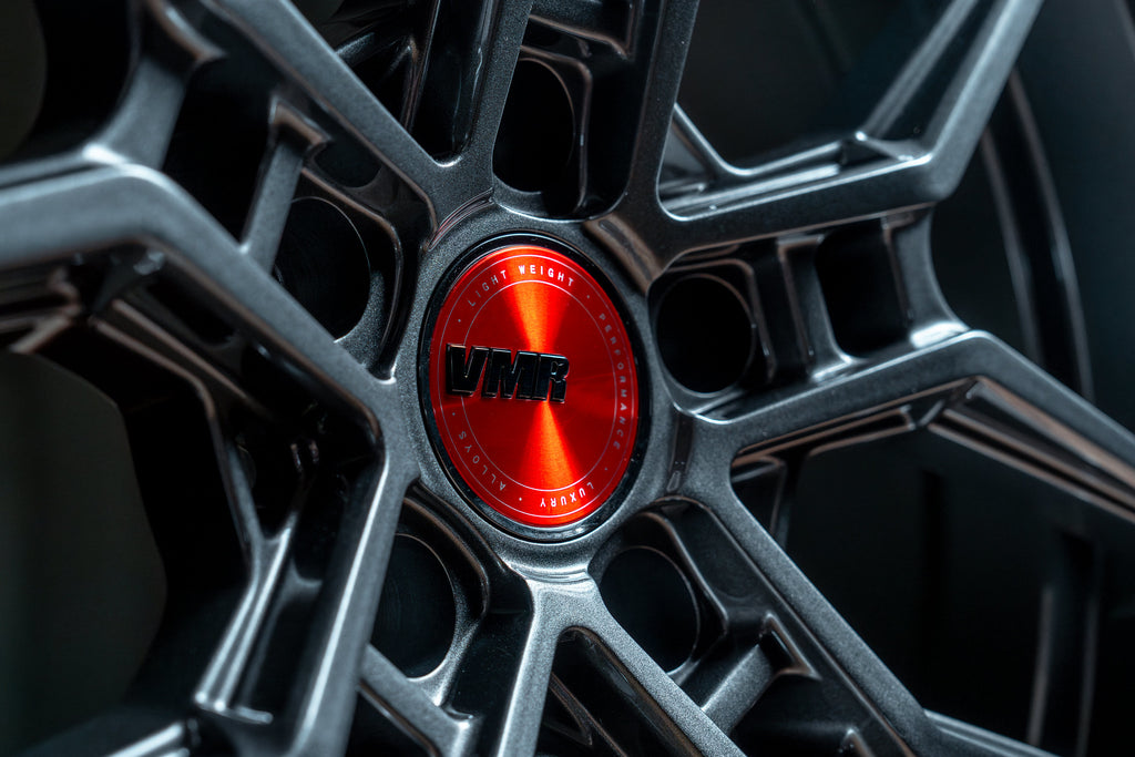 VMR Wheels V805 Anthracite Metallic rim with Premium Wheel Centercap 